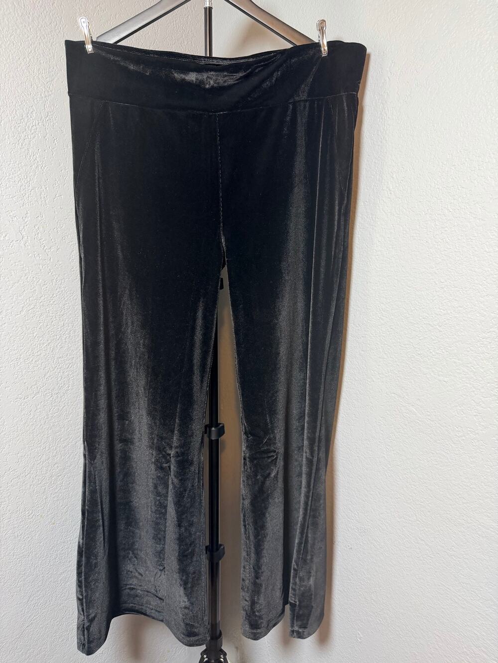 Betabrand Black Velvet Wide Leg Dress Pant Yoga Pants 2XL Petite